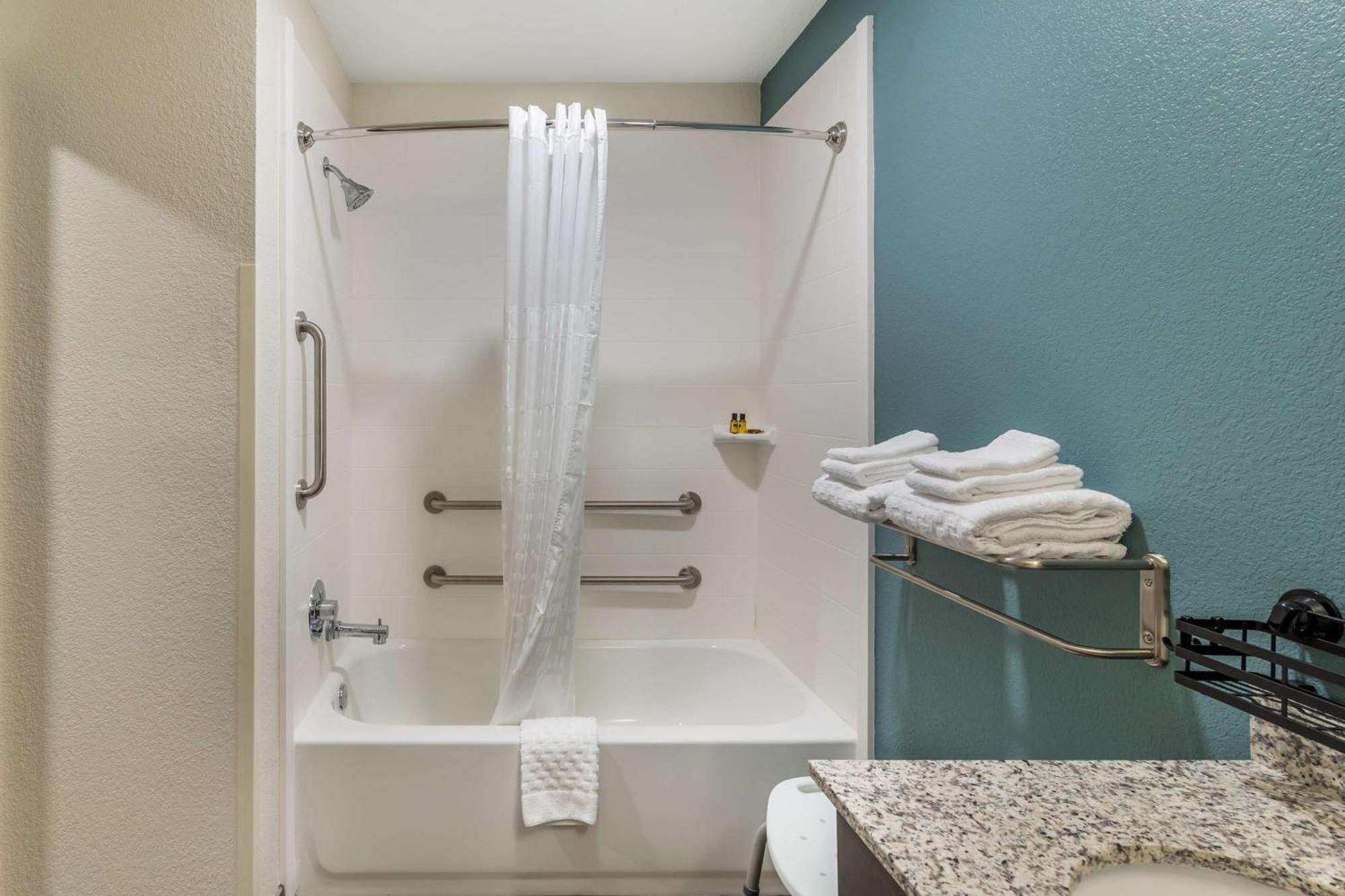 Best Western Plus Bluffton/Hilton Head Hotel Exterior foto